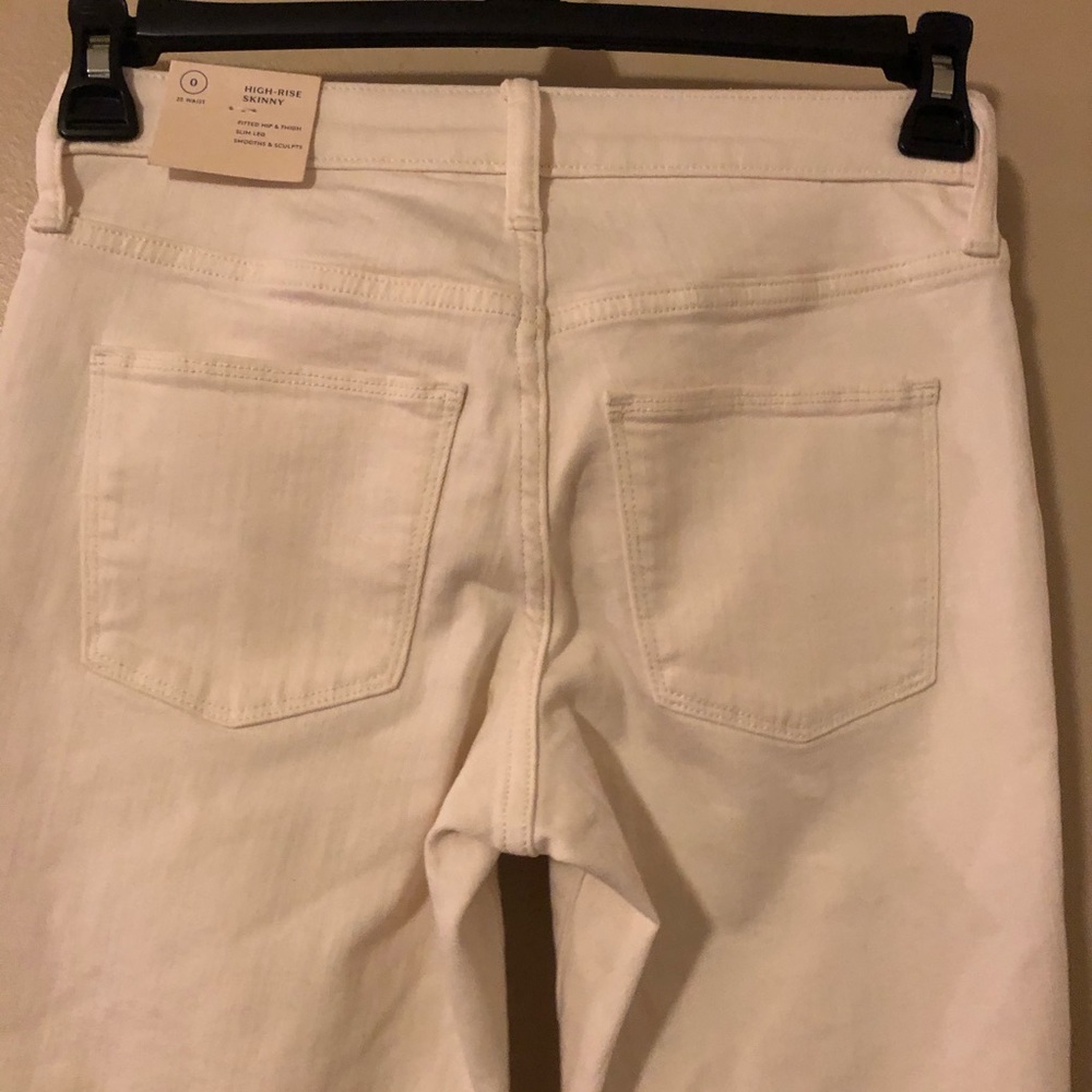 Universal Thread Cream High Rise Skinny Jeans - Picture 5 of 7